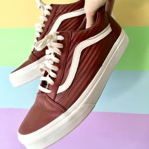 SZ 8 MADDER BROWN VANS MOTO LEATHER OLD SKOOLS
